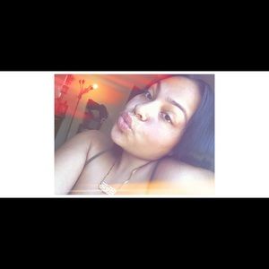 Meet your Posher, Aurora